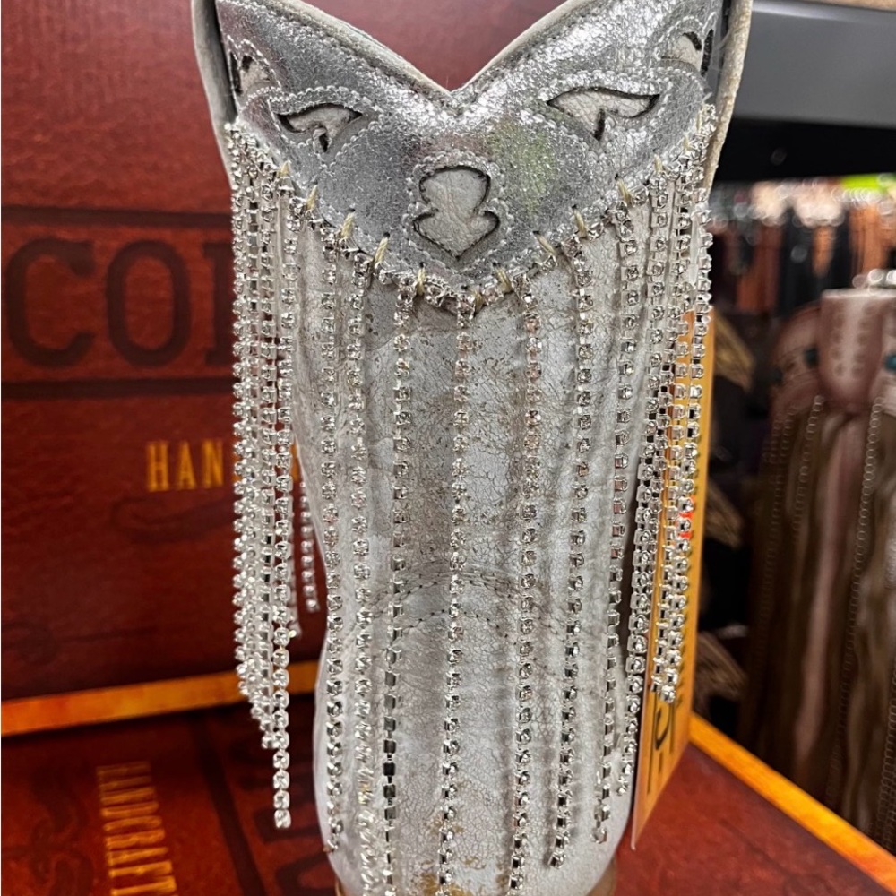 NWT Stunning distressed look white/grey Embellished Western Boots Crystal Fringe - Picture 5 of 16
